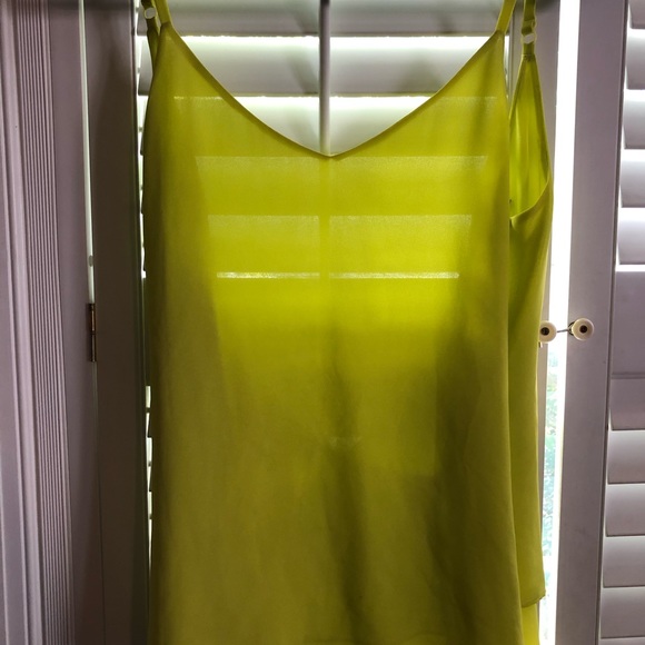 EUC Flowy Tank Top - Picture 1 of 3
